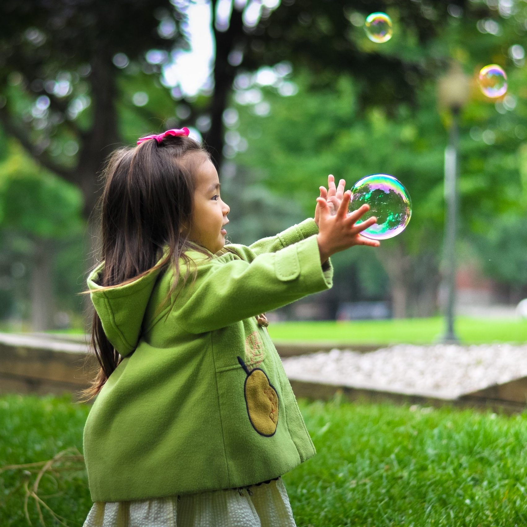 Child_in_park